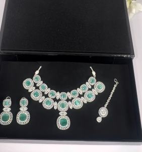 Nisha Bridal Set (Rent).jpg 1