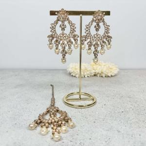 ER100-Uthaya-Earring-Set-002.jpg