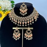 Gria-Necklace-Set-Peach.jpg