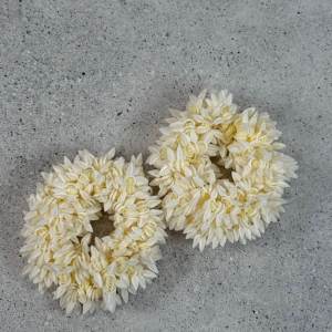 Jasmine-Scrunshie-1.jpg