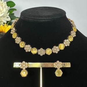 NK042-YLW-Kiyani-Necklace-Set-Yellow.jpg