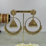 Nanthini-Earrings-Gold-1.jpeg