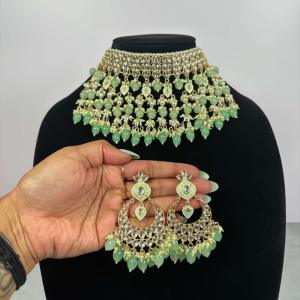 Shreya-Necklace-Set-Green.jpg