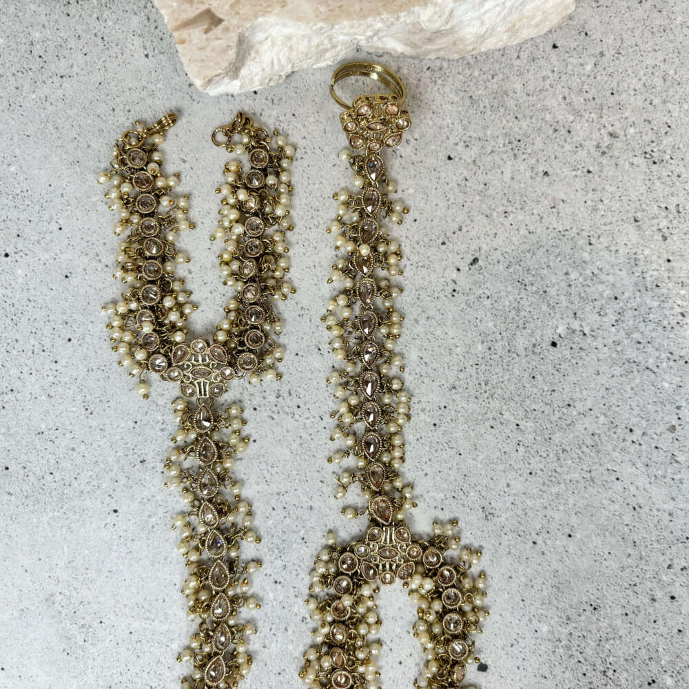 Vimala-Hand-Harness-1-1.jpg