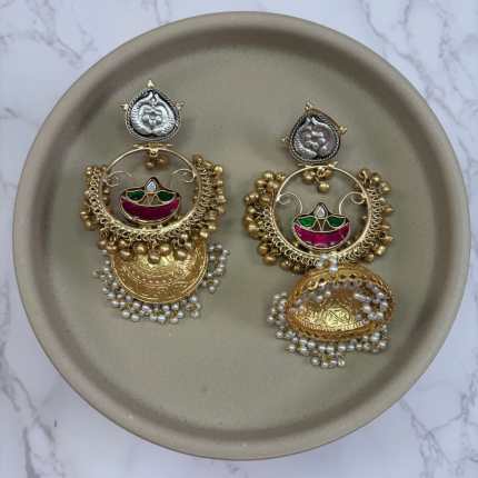 Pari Earrings